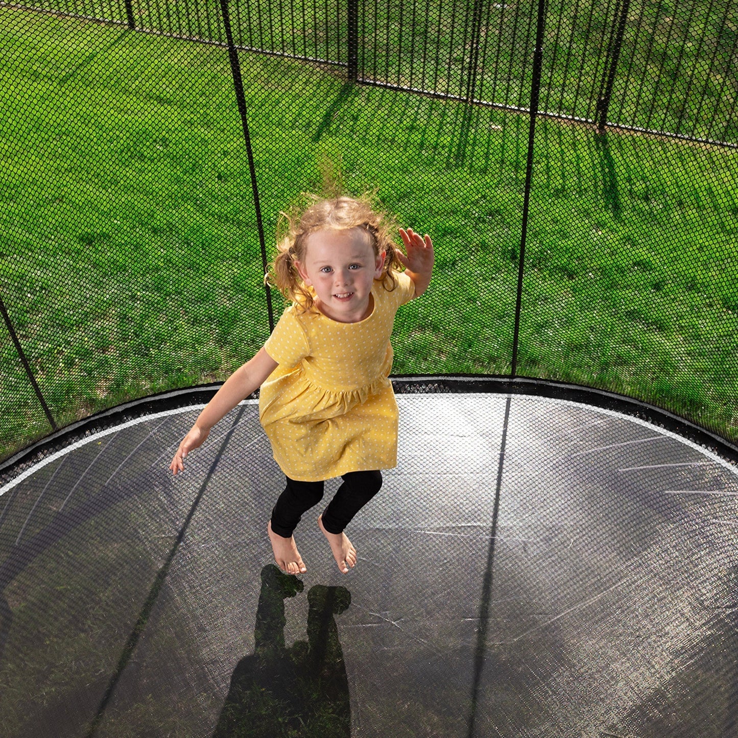 Springfree 6' x 9' Oval Outdoor Backyard Trampoline with FlexiNet and Soft Edge - 318740