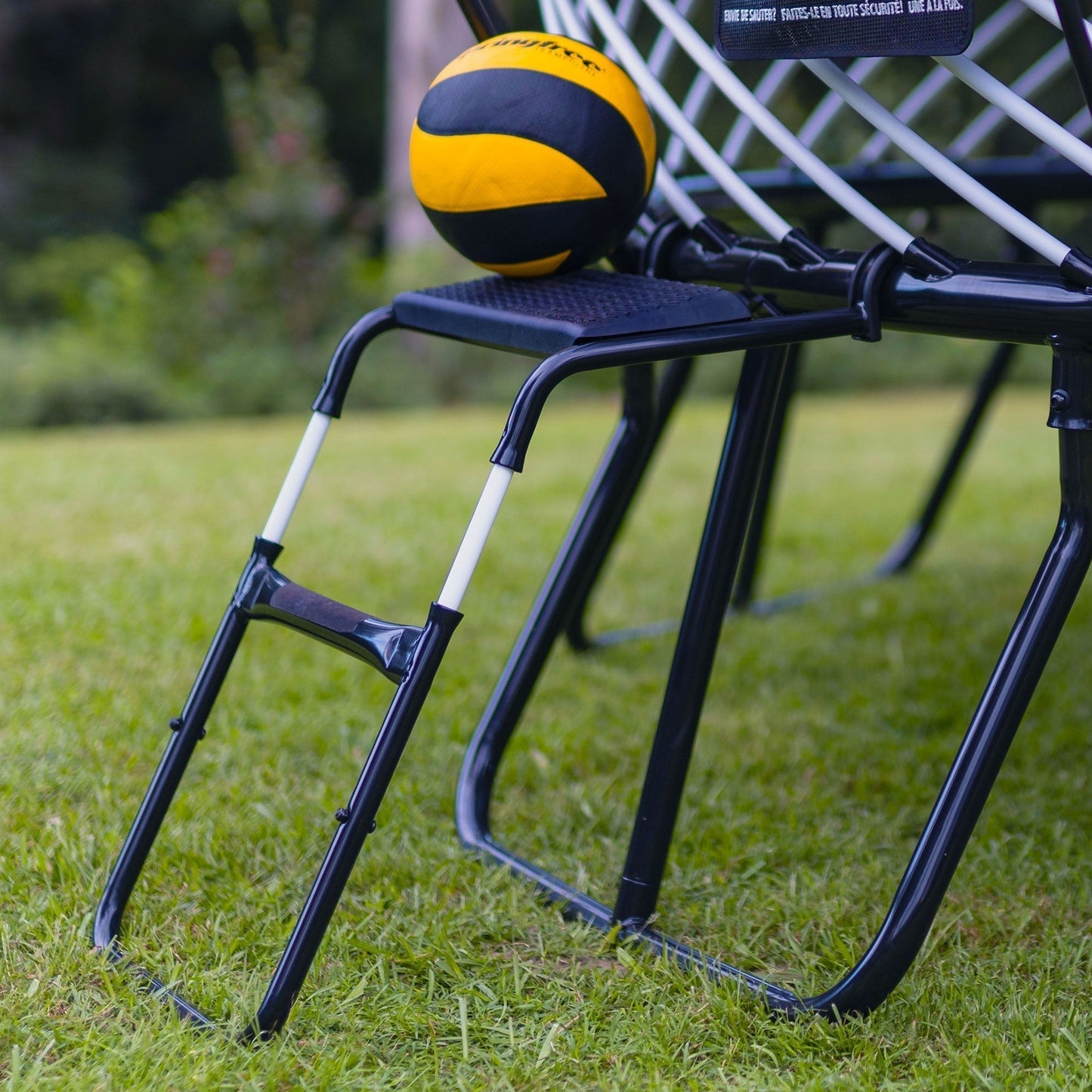 Springfree Trampoline 12' x 19' Trampoline with FlexrStep V2 Ladder Accessory - 401419