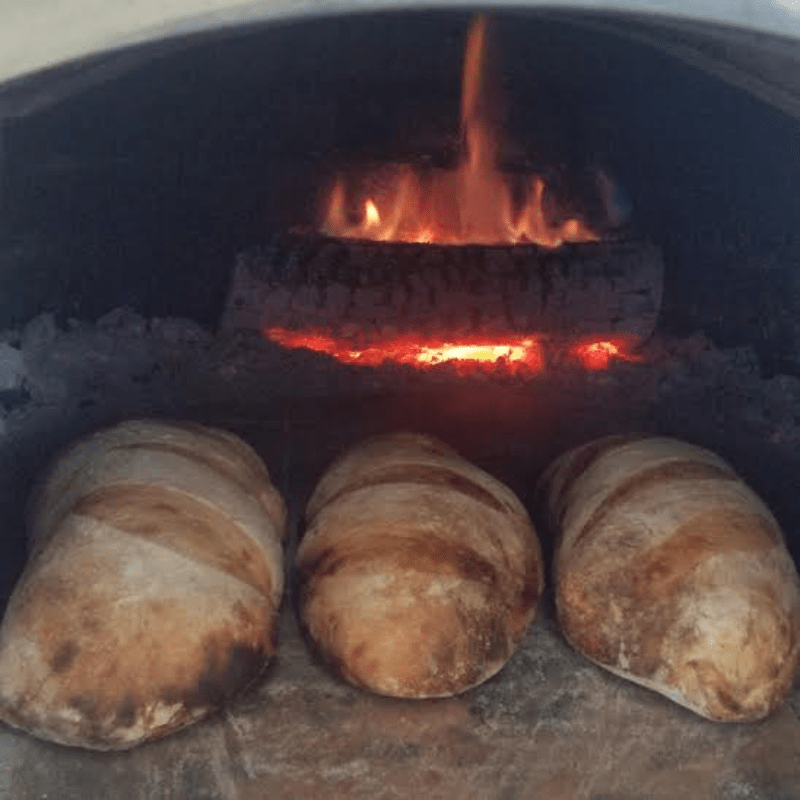 LumeAltoPremiumPizzaOvenBakingBread