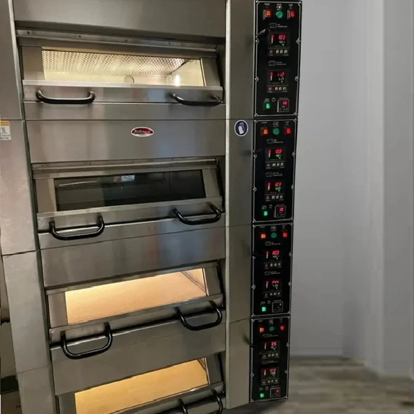 BakeMax 55" One Deck Electric Oven, Accommodates (2) 18" X 26" Pans, 220v/60/3 - BMDDD01