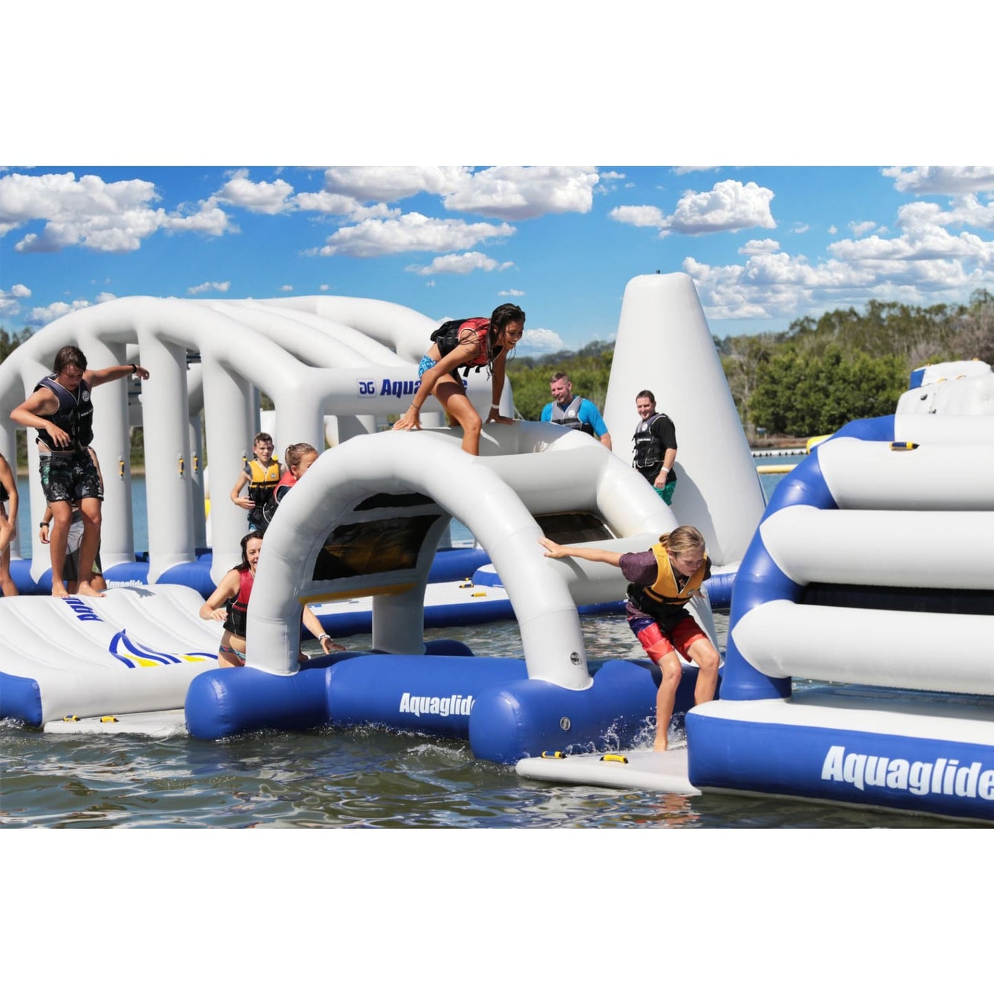 Aquaglide Overpass Climbing Challenge - 585219106
