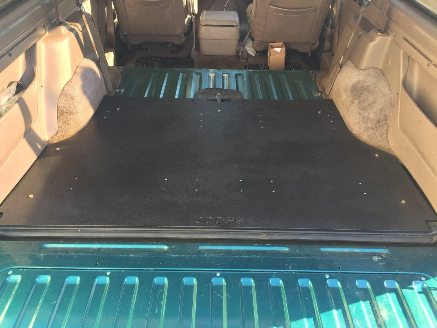 GOOSE GEAR Ford Bronco 1992-1996 5th Gen. - Rear Plate System - 1012-GGR-SH