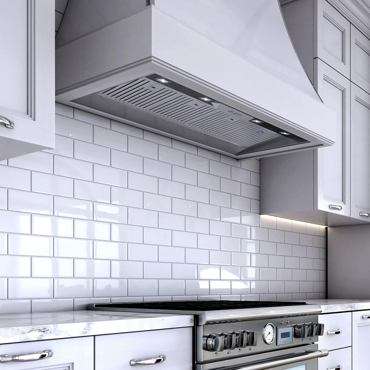 XO APPLIANCE XOIL4219SC 42" CCC 600/395 CFM Insert Hood Liner in Stainless Steel - XOIL4219SC