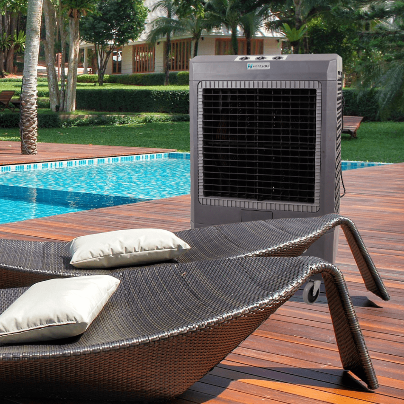 Hessaire MC37V 3,100 CFM Portable Evaporative Cooler - Dark Gray - he7504